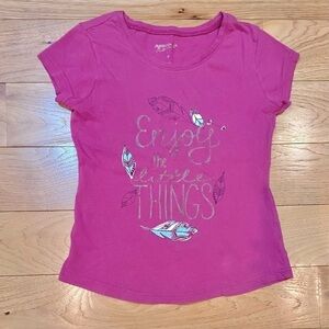 Inspirational Arizona Jean Purple Graphic T-Shirt w Teal Feathers Girls Size 7/8